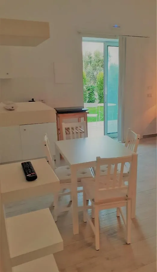Villa Infinity ∞ Santa Teresa Di Riva 0*,  Italia